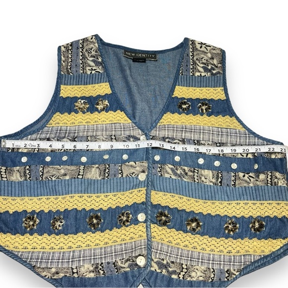 Vintage New Identity Patchwork Denim Vest Size 2X - Picture 6 of 7